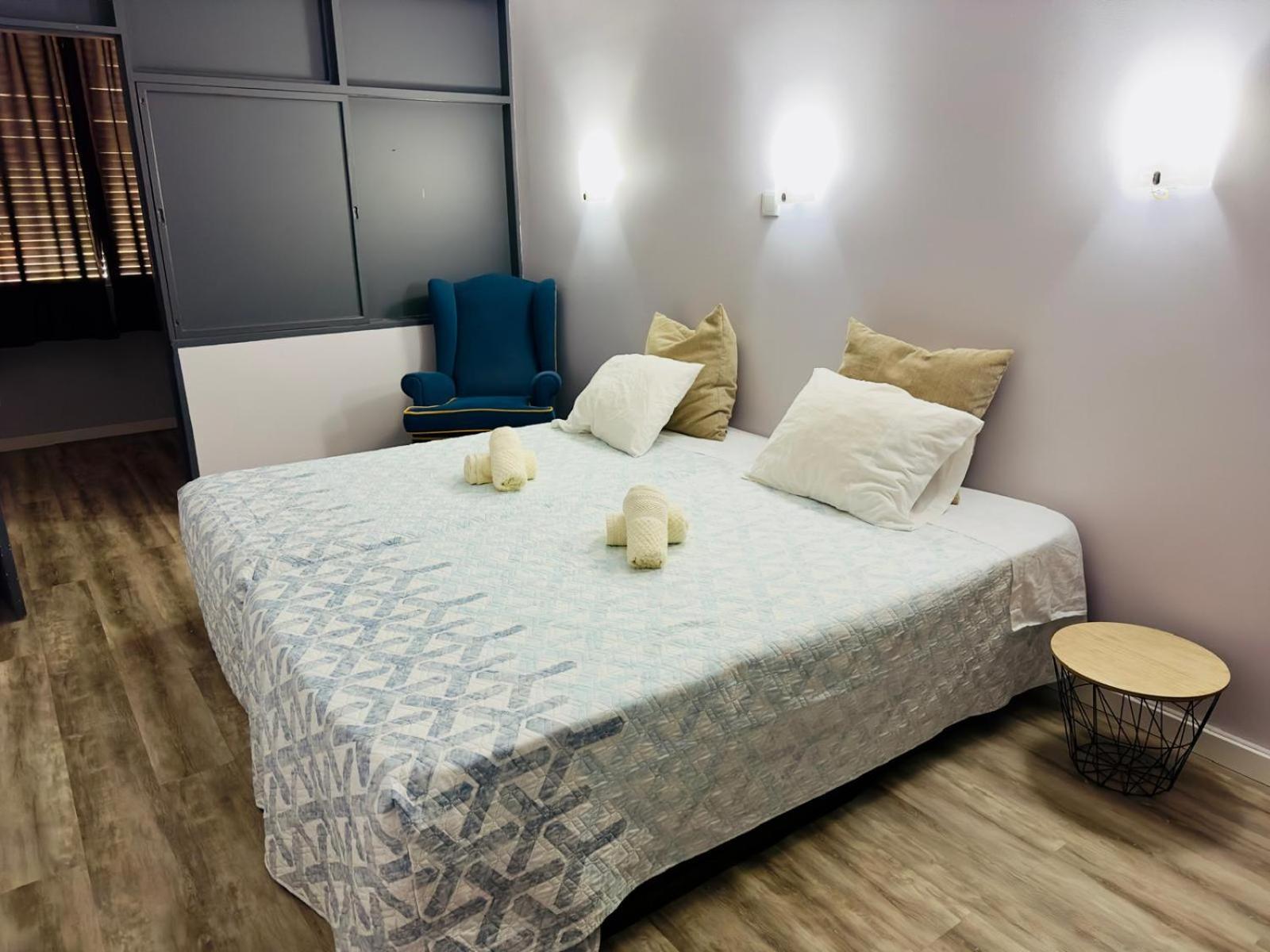 Appart hôtel I - *